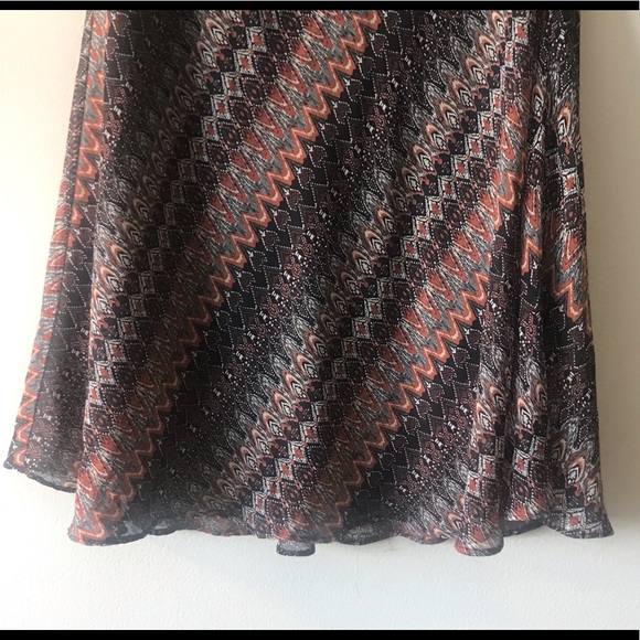 NYCC Flowy pattern midi skirt size S - Picture 8 of 9